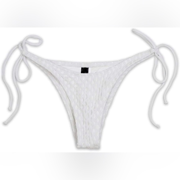NWOT Fashion Nova bikini bottom - Picture 1 of 8